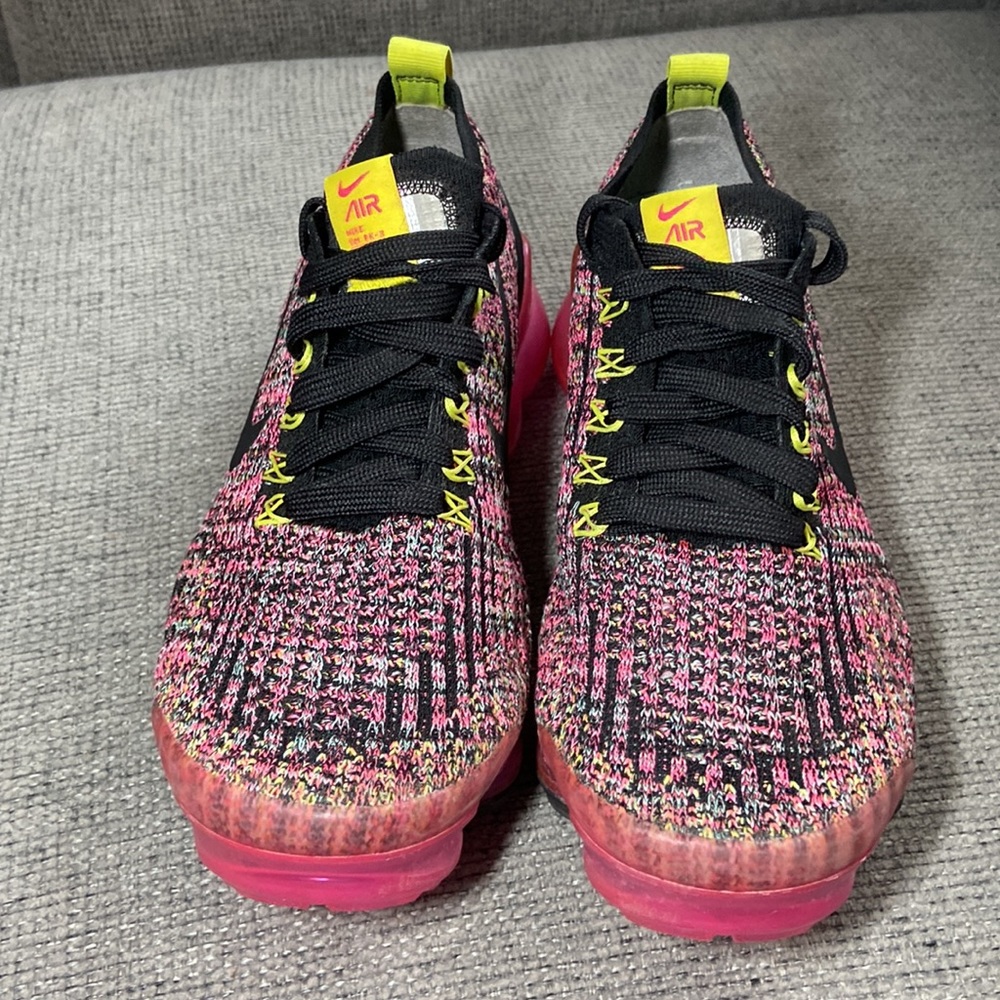 Nike Air Vapormax Flyknit 3 pink Blast Safari running shoe women’s size 6 - Picture 2 of 8